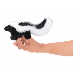 Finger Puppet Skunk ~EACH